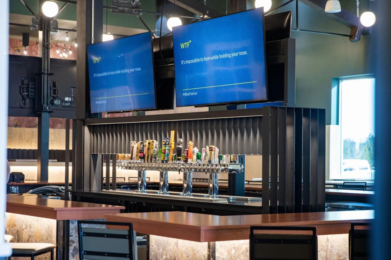 Four Points By Sheraton Edmonton Gateway Extérieur photo